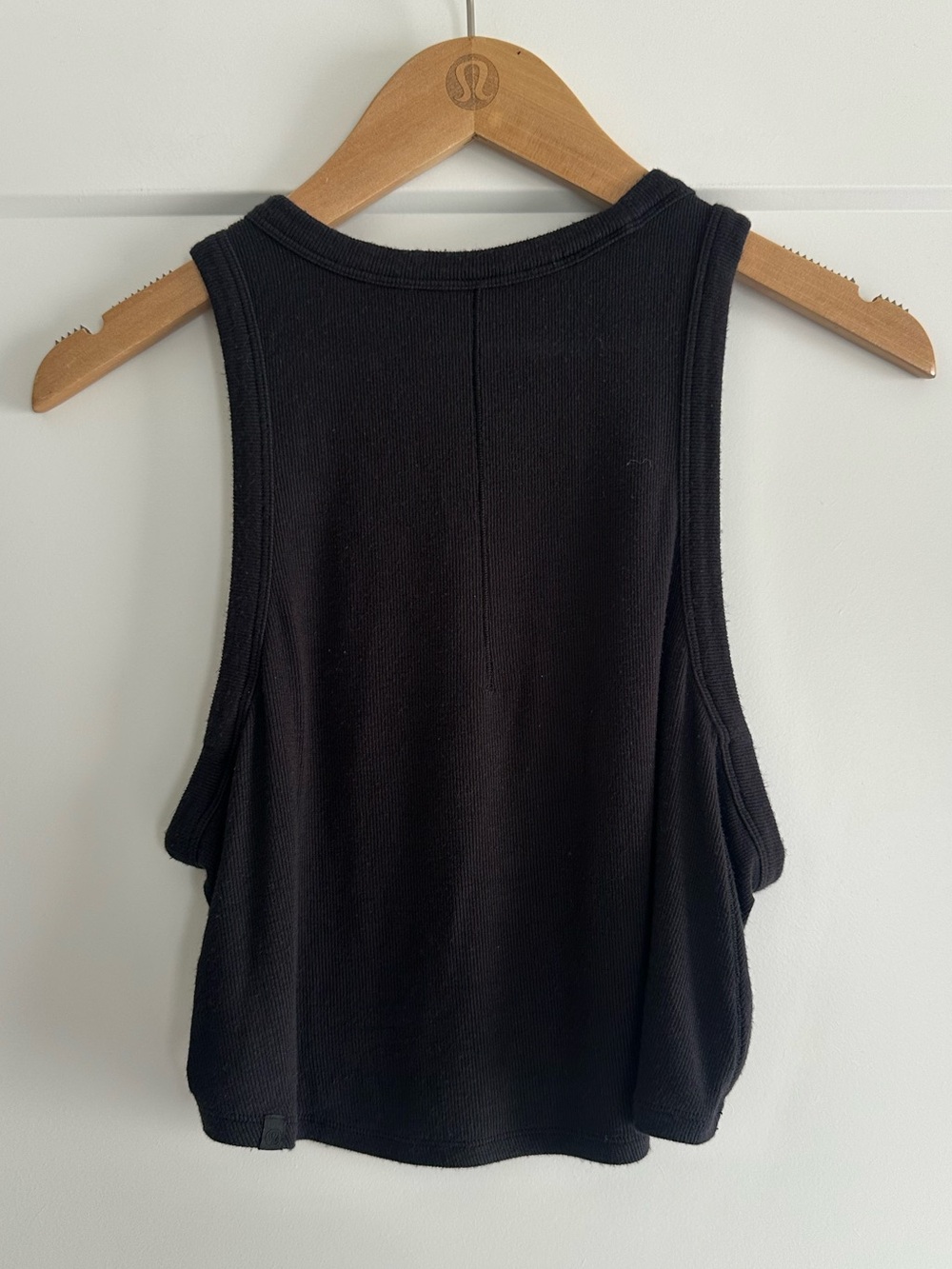 Lululemon Hold Tight Cropped Tank Top Black - Picture 6 of 9